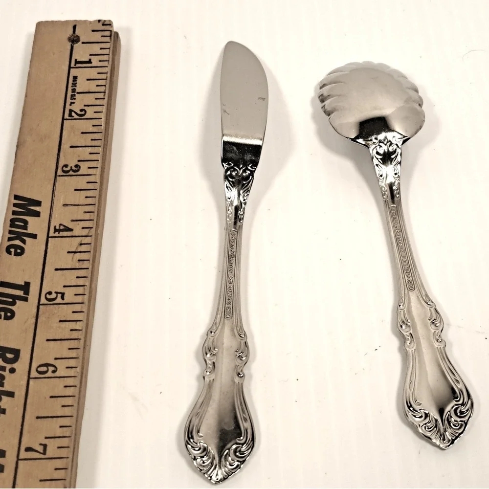 Reed and Barton Shubert‎ 18/10 Stainless Butter Spreader and Sugar Spoon Set